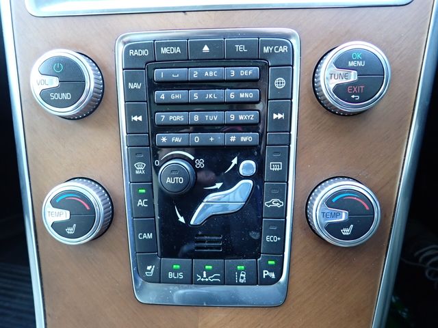 VOLVO VOLVO XC60 2017