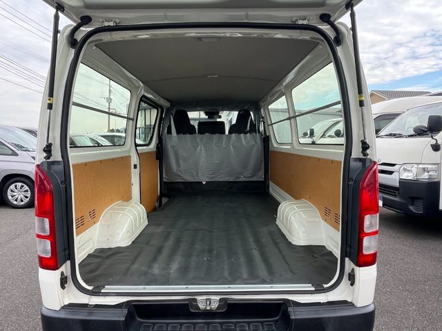 TOYOTA HIACE van 1.25t 2WD 2018
