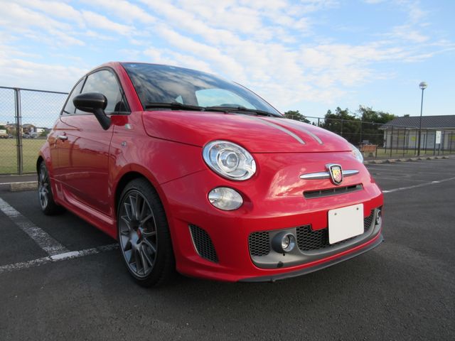 FIAT ABARTH 695 2011