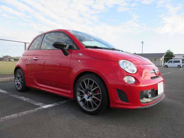 FIAT ABARTH 695 2011
