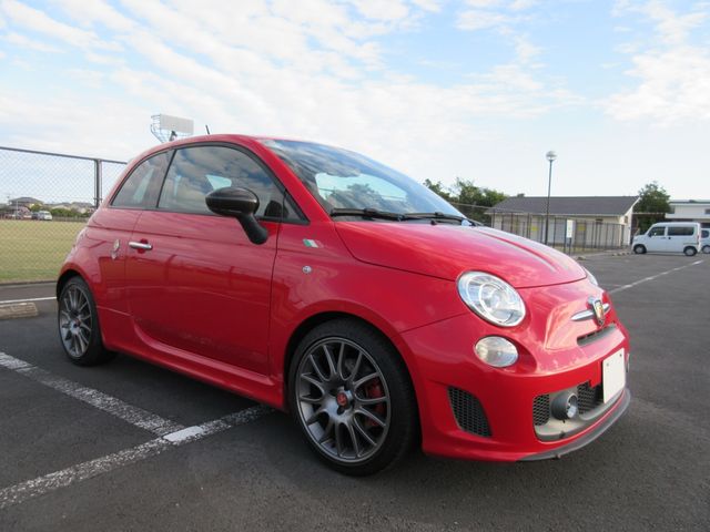 FIAT ABARTH 695 2011