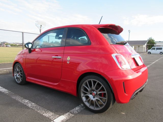 FIAT ABARTH 695 2011