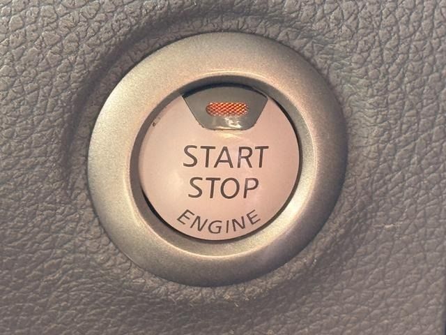 NISSAN NV350 CARAVAN 2017