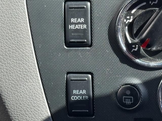 NISSAN NV350 CARAVAN 2017