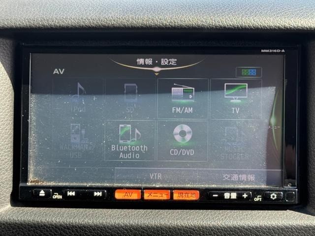 NISSAN NV350 CARAVAN 2017