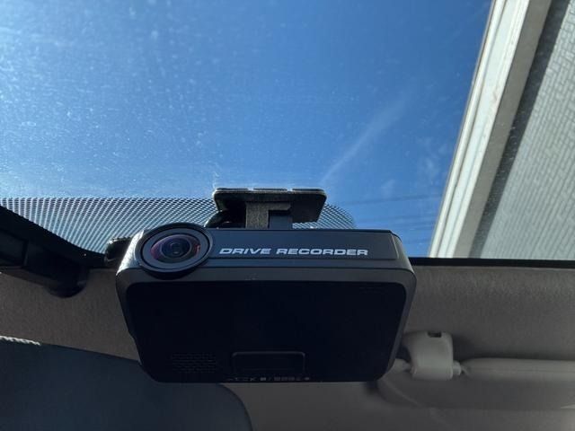 NISSAN NV350 CARAVAN 2017