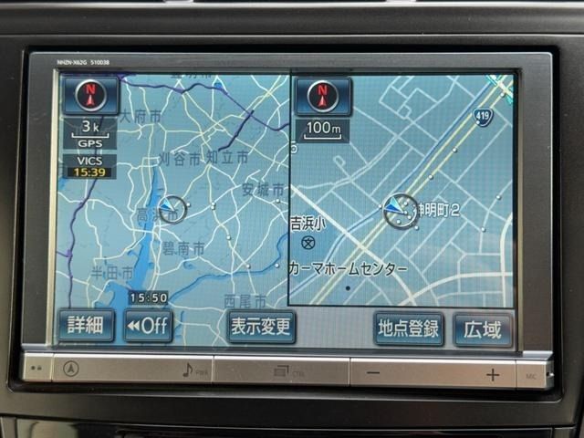 TOYOTA PRIUS Alpha 2014