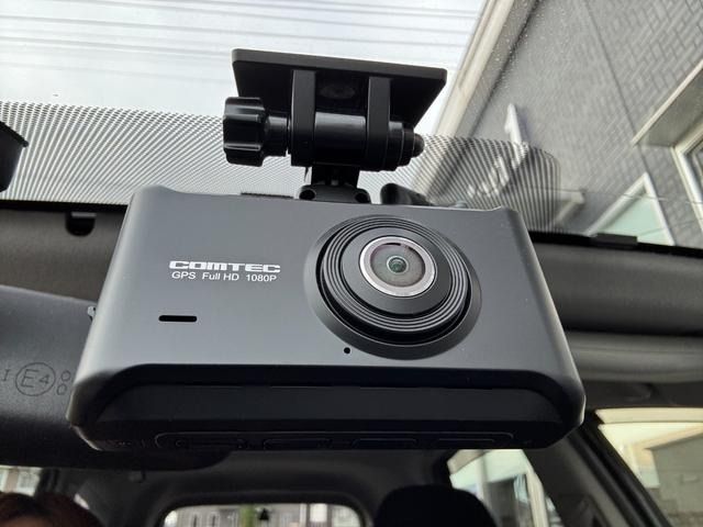 TOYOTA PRIUS Alpha 2014