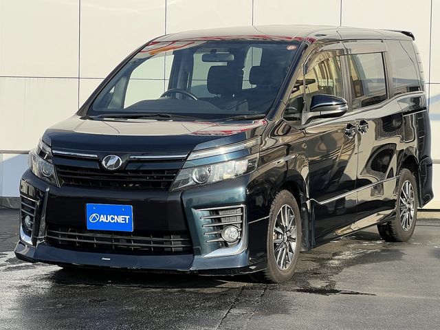 TOYOTA VOXY 4WD 2015
