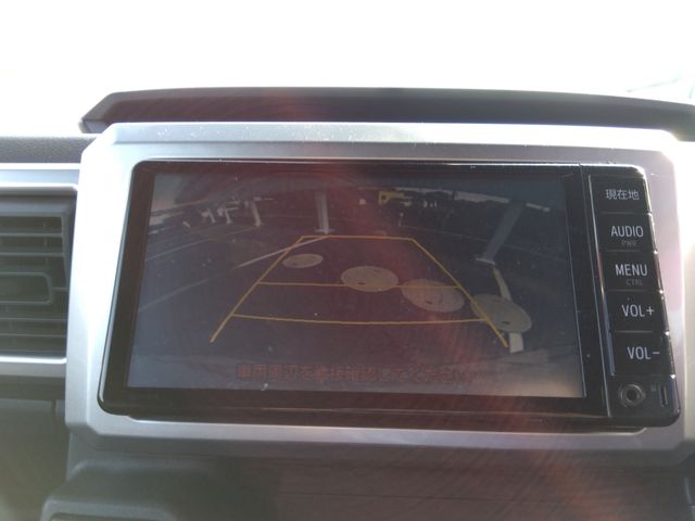 TOYOTA PIXIS MEGA 2018