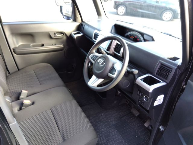 TOYOTA PIXIS MEGA 2018