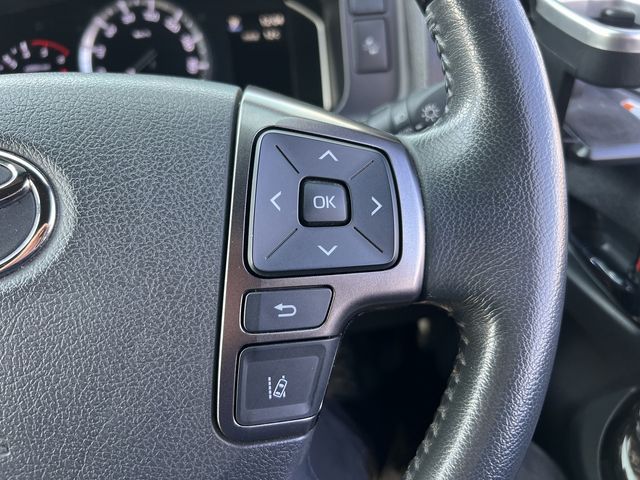 TOYOTA HIACE van 4WD 2022