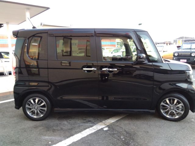 HONDA N BOX CUSTOM 2021