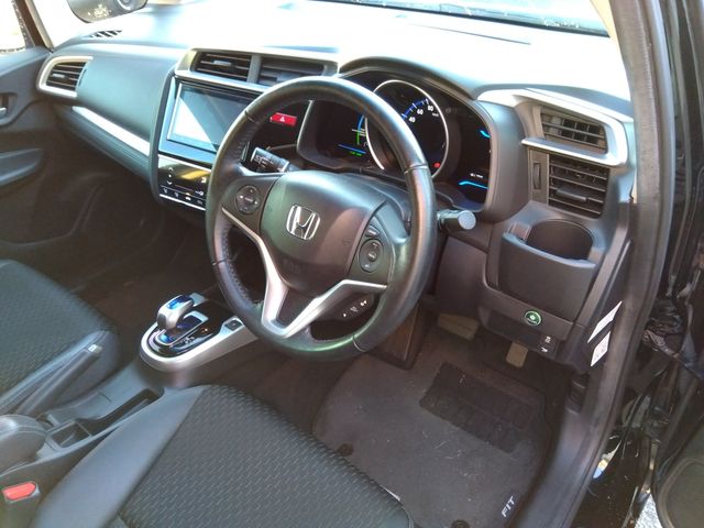 HONDA FIT HYBRID 2014
