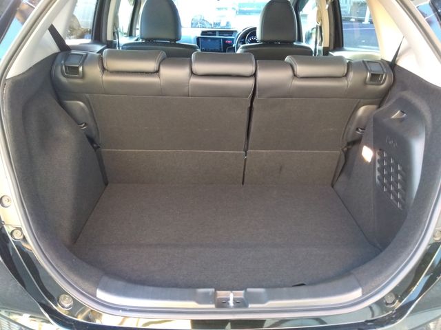 HONDA FIT HYBRID 2014