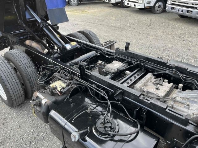 MITSUBISHI CANTER 2013