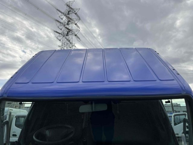 MITSUBISHI CANTER 2013