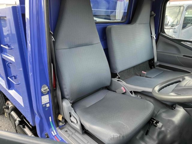 MITSUBISHI CANTER 2013