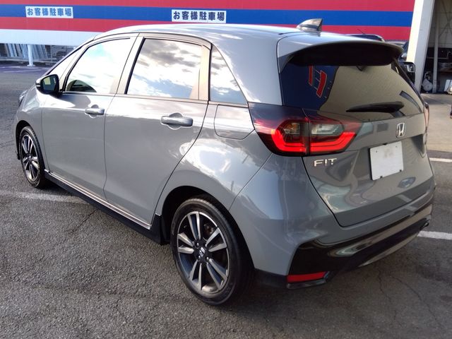 HONDA FIT e:HEV 2022