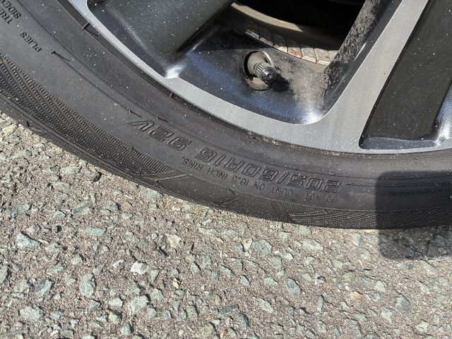 TOYOTA NOAH 4WD 2019