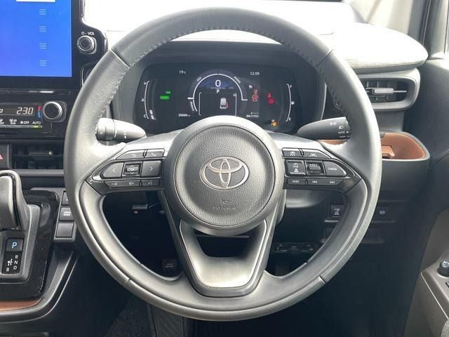 TOYOTA SIENTA HYBRID 2023