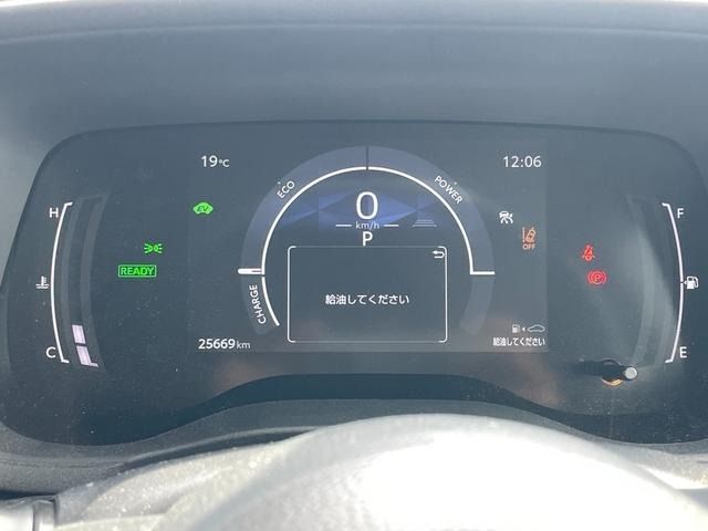 TOYOTA SIENTA HYBRID 2023