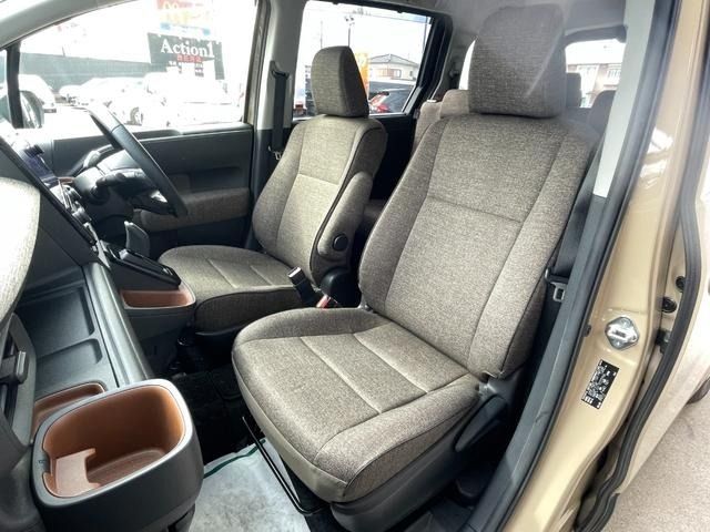 TOYOTA SIENTA HYBRID 2023