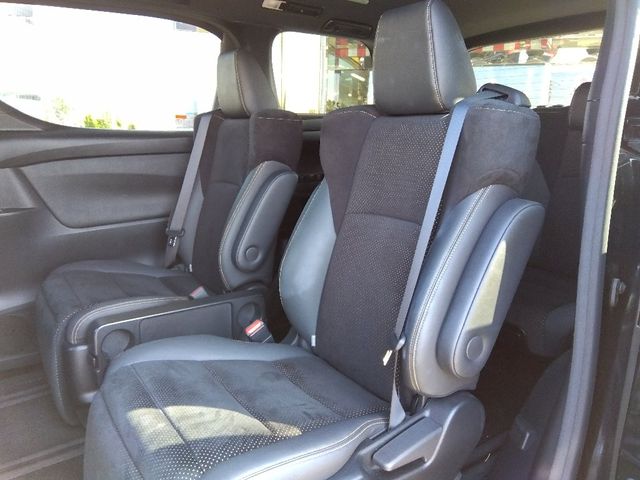 TOYOTA ALPHARD 4WD 2020