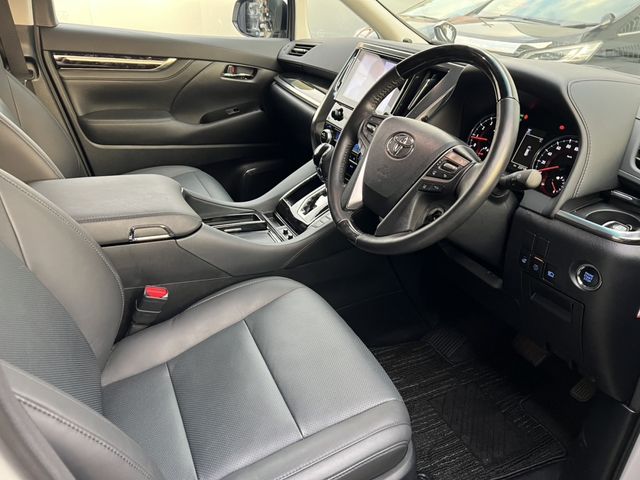 TOYOTA ALPHARD 4WD 2022