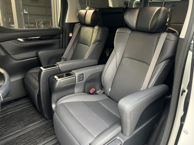 TOYOTA ALPHARD 4WD 2022