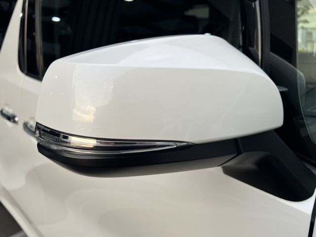 TOYOTA ALPHARD 4WD 2022