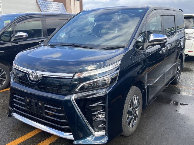 TOYOTA VOXY 4WD 2020