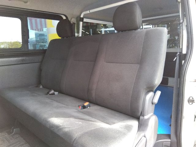 TOYOTA HIACE van 4WD 2022