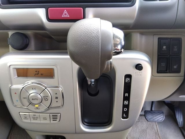 NISSAN NV100 CLIPPER RIO 4WD 2024