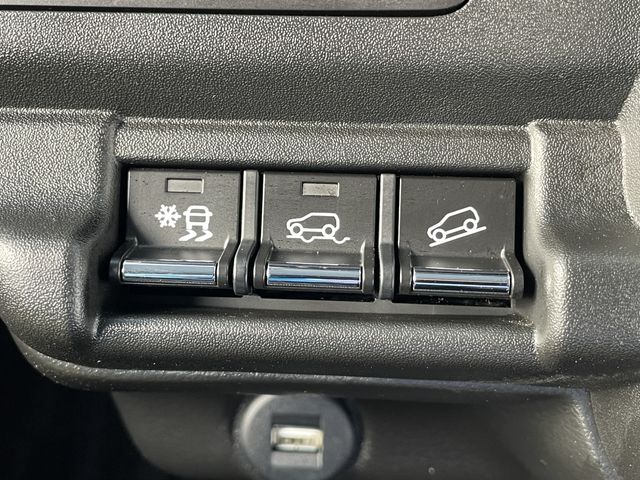 MAZDA FLAIR CROSSOVER 4WD 2025