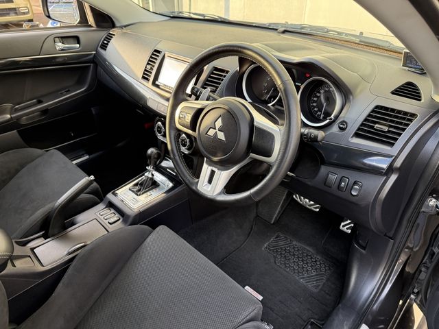 MITSUBISHI LANCER  4WD 2015