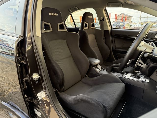 MITSUBISHI LANCER  4WD 2015