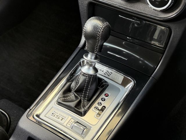 MITSUBISHI LANCER  4WD 2015