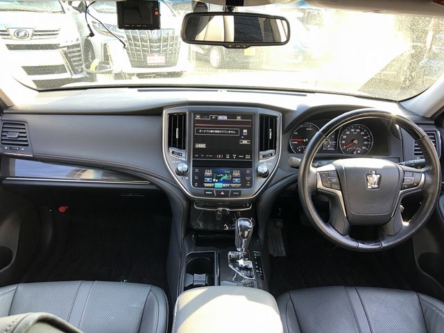 TOYOTA CROWN sedan hybrid 2013