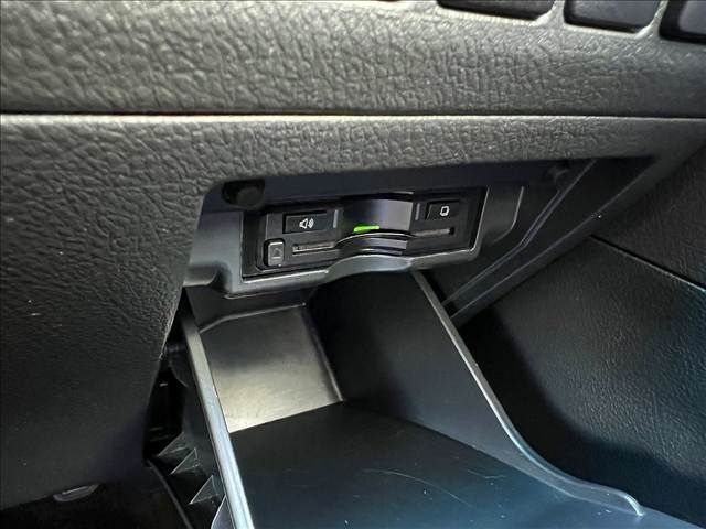 TOYOTA VELLFIRE 2013