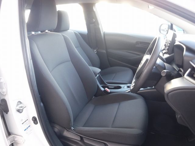 TOYOTA COROLLA TOURING HYBRID 4WD 2022