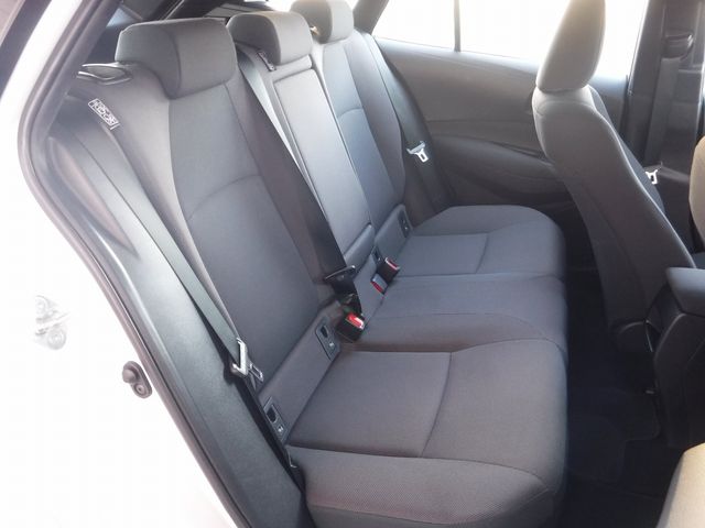 TOYOTA COROLLA TOURING HYBRID 4WD 2022