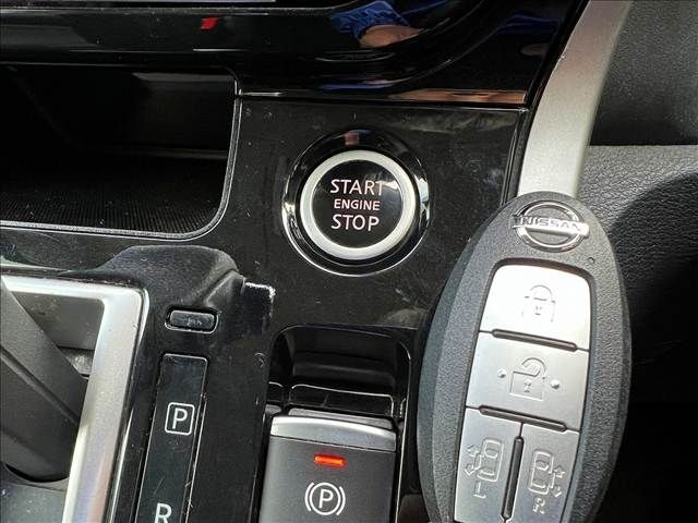 NISSAN SERENA  S-HYBRID 2016