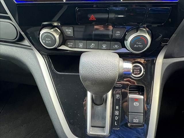 NISSAN SERENA  S-HYBRID 2016