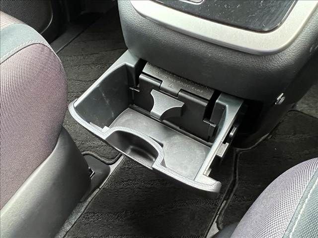 NISSAN SERENA  S-HYBRID 2016