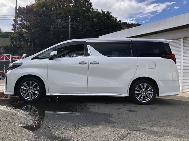 TOYOTA ALPHARD 2020