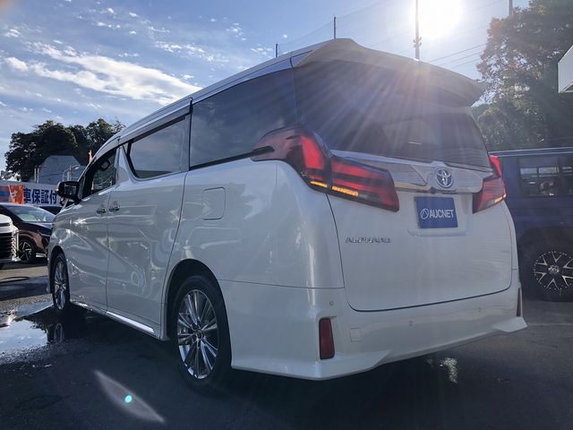 TOYOTA ALPHARD 2020