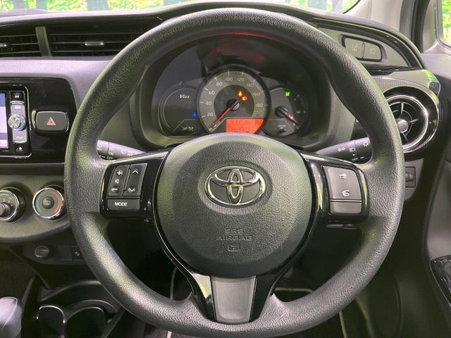 TOYOTA VITZ 2018