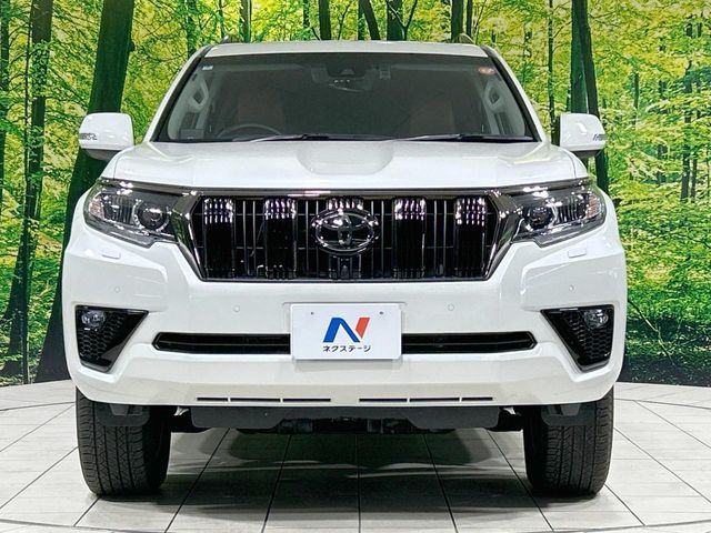 TOYOTA LANDCRUISER PRADO 2022