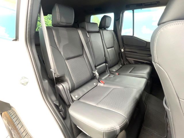 TOYOTA LANDCRUISER 250 2024